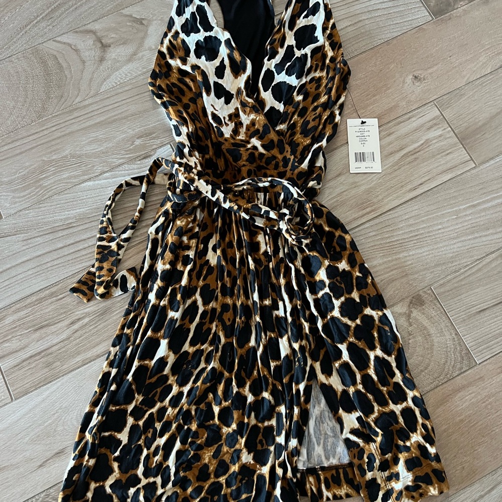 Robert Rodriguez dress in animal print.